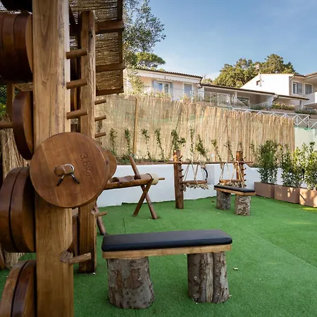 Elbitat Homes Wellness&spa 아파트호텔