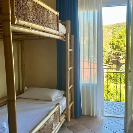 Elbitat Homes